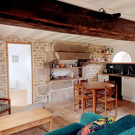 Holiday home La Garenciere - La Petite Maison *